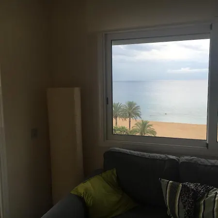 Seahomes Vacations - Seafront Fenals & Pkg *