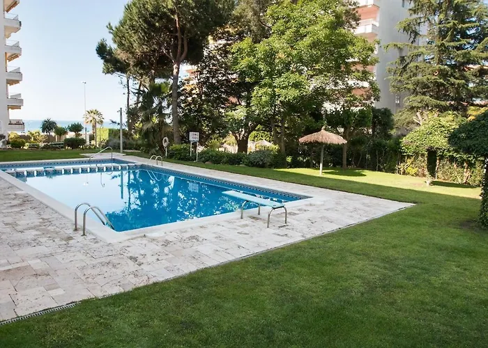 Seahomes Vacations - Seafront Fenals & Pkg Apartmán Lloret de Mar