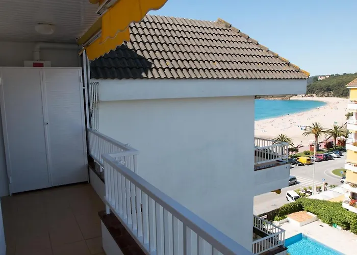Apartmán Seahomes Vacations - Seafront Fenals & Pkg