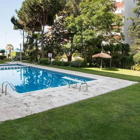 Seahomes Vacations - Seafront Fenals & Pkg Appartement Lloret de Mar