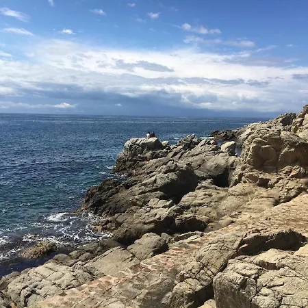 Seahomes Vacations - Seafront Fenals & Pkg Appartement Lloret de Mar